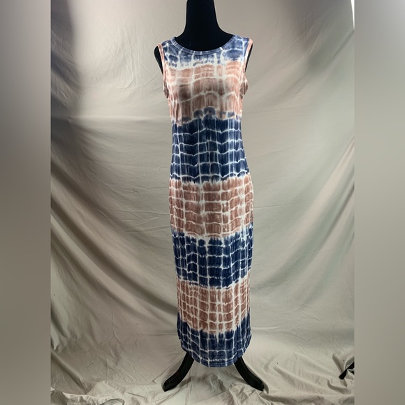 Tie Dye Split Hem Tank Dress - Picture 7 of 7